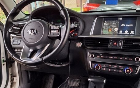 KIA Optima IV, 2020 год, 2 020 000 рублей, 23 фотография