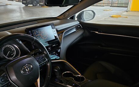 Toyota Camry, 2021 год, 3 900 000 рублей, 3 фотография