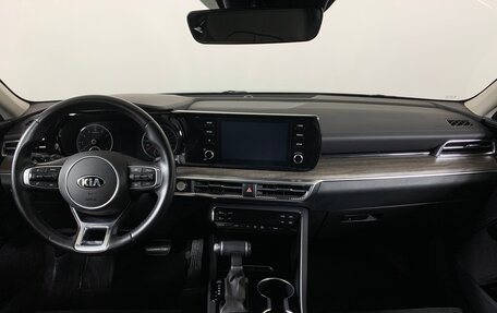 KIA K5, 2021 год, 2 360 000 рублей, 12 фотография