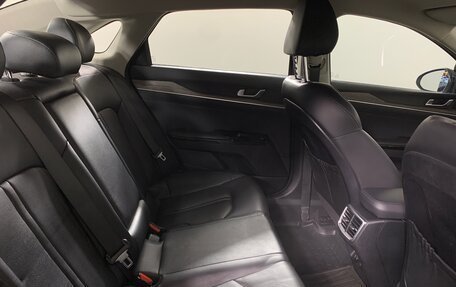 KIA K5, 2021 год, 2 360 000 рублей, 17 фотография