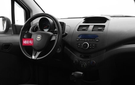 Chevrolet Spark III, 2012 год, 560 000 рублей, 10 фотография