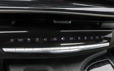 Cadillac Escalade V, 2022 год, 8 100 000 рублей, 16 фотография