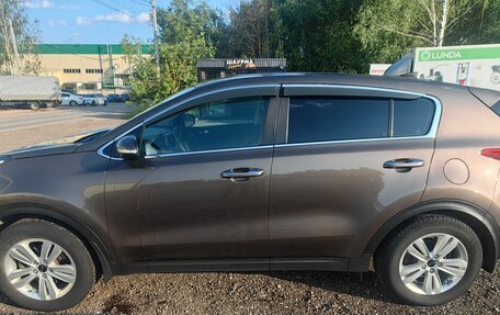 KIA Sportage IV рестайлинг, 2018 год, 1 600 000 рублей, 4 фотография