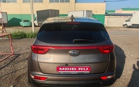 KIA Sportage IV рестайлинг, 2018 год, 1 600 000 рублей, 13 фотография