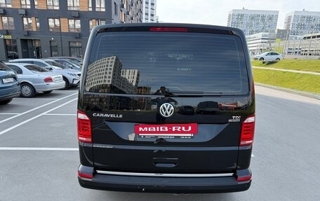 Volkswagen Caravelle T6 рестайлинг, 2017 год, 3 030 000 рублей, 4 фотография