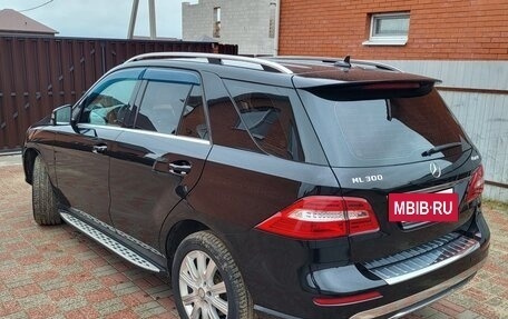 Mercedes-Benz M-Класс, 2014 год, 2 650 000 рублей, 3 фотография