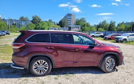 Toyota Highlander III, 2014 год, 3 050 000 рублей, 4 фотография