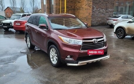 Toyota Highlander III, 2014 год, 3 050 000 рублей, 3 фотография