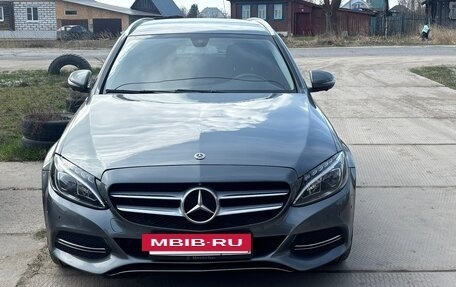Mercedes-Benz C-Класс, 2018 год, 2 350 000 рублей, 6 фотография