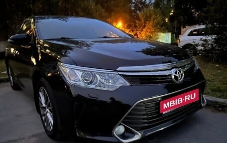 Toyota Camry, 2017 год, 2 650 000 рублей, 16 фотография