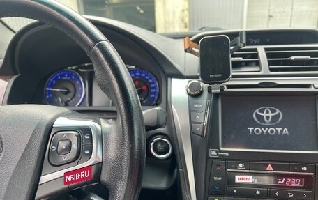Toyota Camry, 2017 год, 2 650 000 рублей, 9 фотография