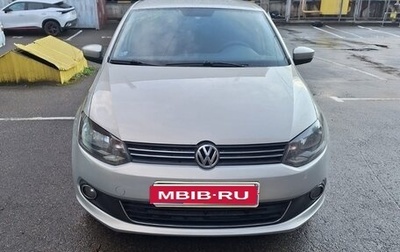 Volkswagen Polo VI (EU Market), 2010 год, 800 000 рублей, 1 фотография