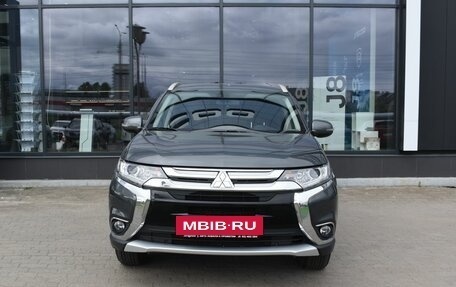 Mitsubishi Outlander III рестайлинг 3, 2018 год, 2 207 000 рублей, 2 фотография