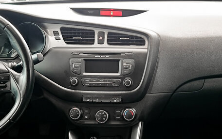KIA cee'd III, 2015 год, 970 000 рублей, 19 фотография