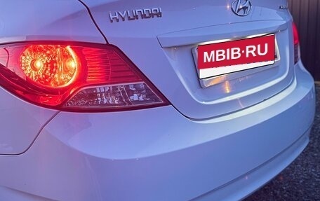 Hyundai Solaris II рестайлинг, 2011 год, 730 000 рублей, 3 фотография