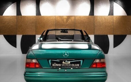 Mercedes-Benz E-Класс, 1994 год, 4 500 000 рублей, 31 фотография