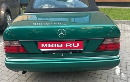 Mercedes-Benz E-Класс, 1994 год, 4 500 000 рублей, 38 фотография