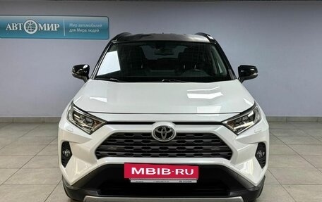 Toyota RAV4, 2019 год, 3 032 000 рублей, 2 фотография