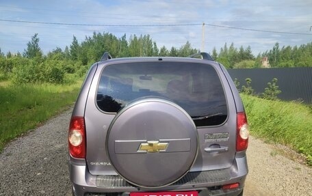 Chevrolet Niva I рестайлинг, 2010 год, 420 000 рублей, 6 фотография