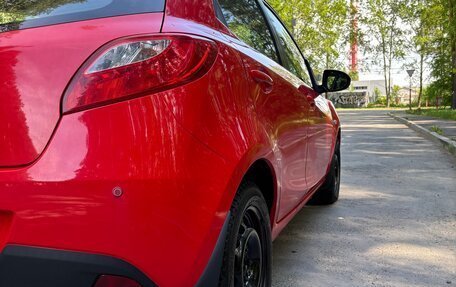 Mazda 2 III, 2010 год, 890 000 рублей, 3 фотография