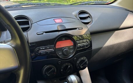 Mazda 2 III, 2010 год, 890 000 рублей, 17 фотография