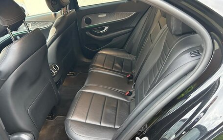 Mercedes-Benz E-Класс, 2021 год, 4 400 000 рублей, 18 фотография