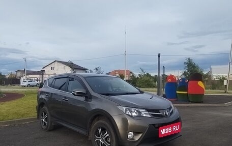 Toyota RAV4, 2013 год, 1 700 000 рублей, 3 фотография