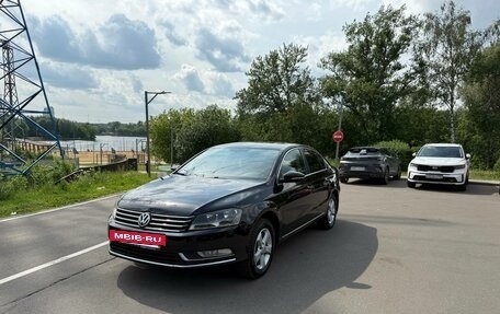 Volkswagen Passat B7, 2011 год, 975 000 рублей, 4 фотография