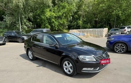 Volkswagen Passat B7, 2011 год, 975 000 рублей, 6 фотография