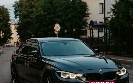 BMW 3 серия, 2017 год, 2 900 000 рублей, 2 фотография