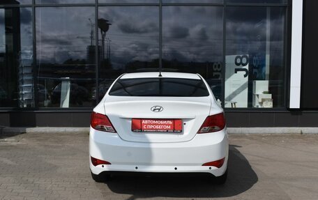 Hyundai Solaris II рестайлинг, 2015 год, 677 000 рублей, 6 фотография