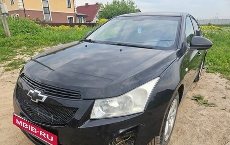Chevrolet Cruze II, 2012 год, 660 000 рублей, 3 фотография