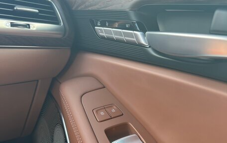 Genesis G90 I рестайлинг, 2020 год, 5 фотография