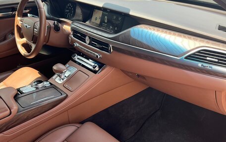 Genesis G90 I рестайлинг, 2020 год, 14 фотография