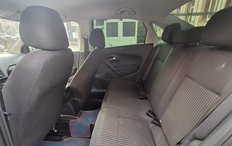 Volkswagen Polo VI (EU Market), 2010 год, 800 000 рублей, 6 фотография