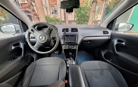 Volkswagen Polo VI (EU Market), 2010 год, 800 000 рублей, 7 фотография