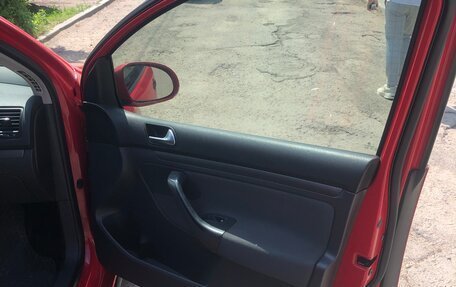 Volkswagen Golf V, 2006 год, 430 000 рублей, 17 фотография