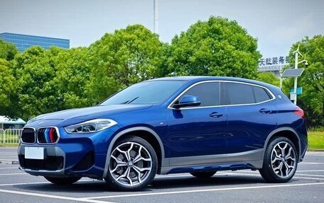 BMW X2, 2022 год, 2 100 000 рублей, 1 фотография