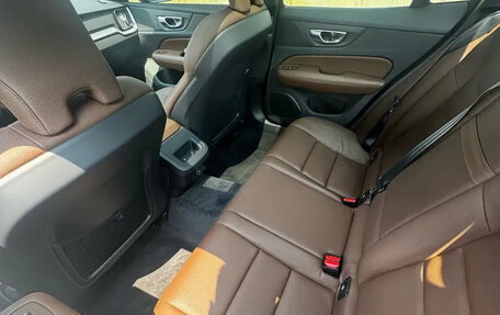 Volvo S60 III, 2022 год, 2 405 000 рублей, 17 фотография
