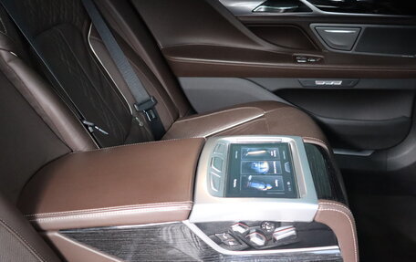 BMW 7 серия, 2016 год, 4 250 000 рублей, 20 фотография