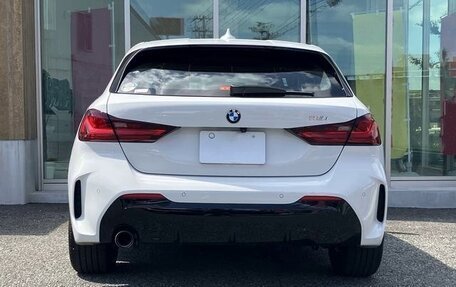BMW 1 серия, 2022 год, 1 966 000 рублей, 6 фотография