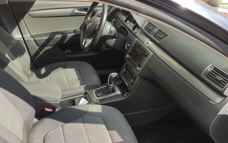 Volkswagen Passat B7, 2011 год, 750 000 рублей, 9 фотография
