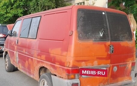 Volkswagen Transporter T4, 1997 год, 530 000 рублей, 3 фотография