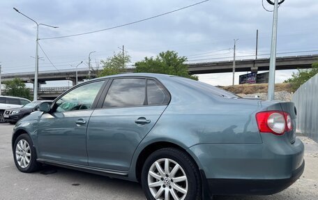 Volkswagen Jetta VI, 2008 год, 730 000 рублей, 4 фотография