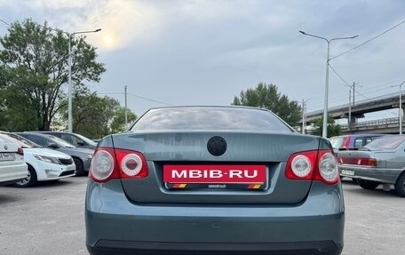 Volkswagen Jetta VI, 2008 год, 730 000 рублей, 5 фотография