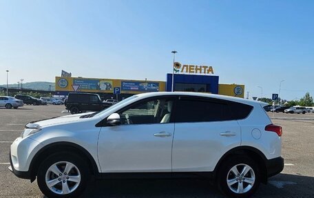 Toyota RAV4, 2013 год, 1 930 000 рублей, 6 фотография