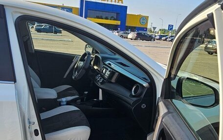 Toyota RAV4, 2013 год, 1 930 000 рублей, 9 фотография