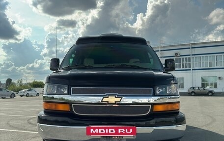 Chevrolet Express II, 2011 год, 12 000 000 рублей, 2 фотография