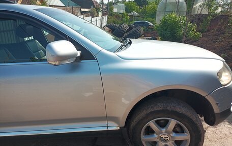 Volkswagen Touareg III, 2005 год, 800 000 рублей, 5 фотография