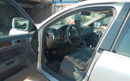 Volkswagen Touareg III, 2005 год, 800 000 рублей, 17 фотография